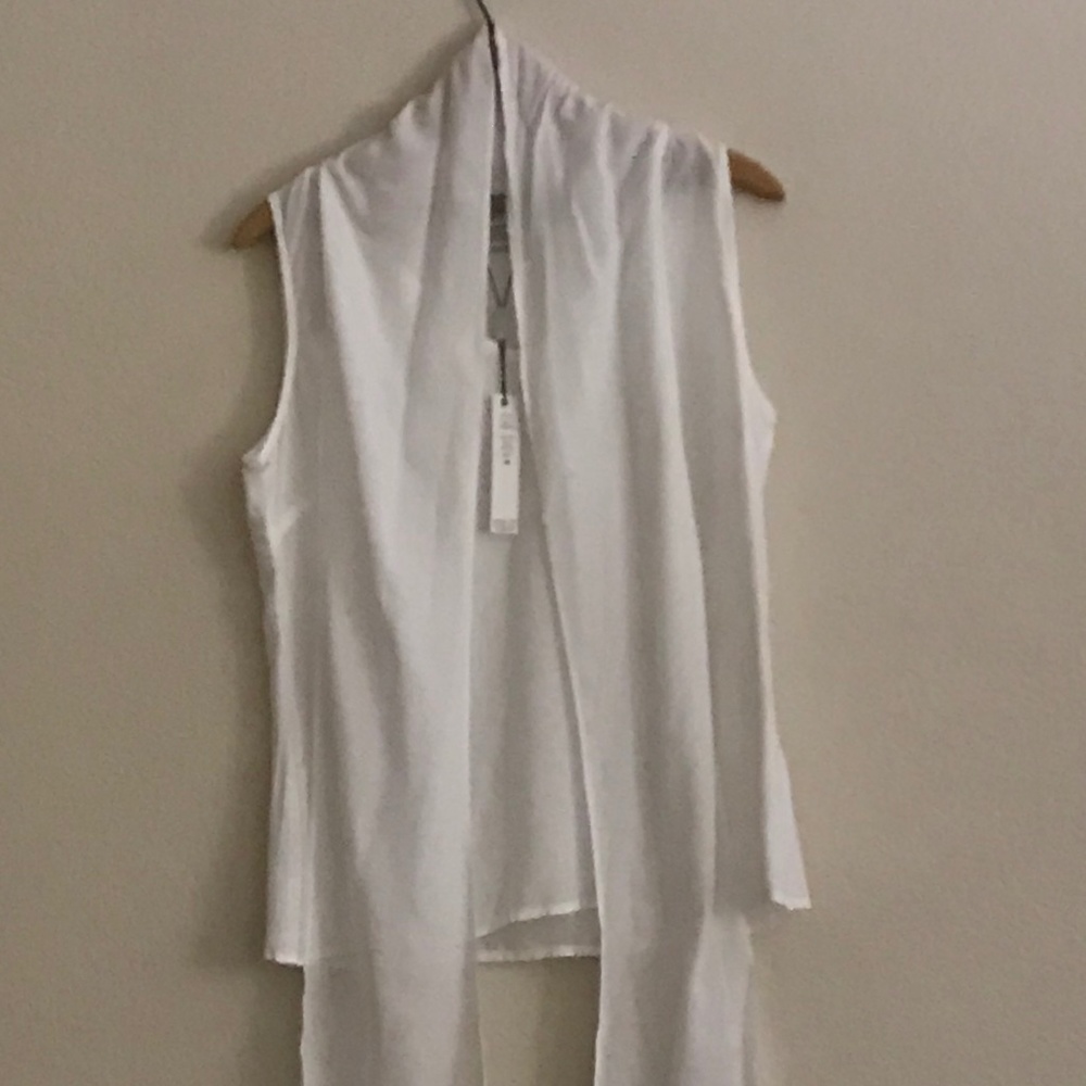 NWT Richard Malcom White tie neck sleeveles Blouse